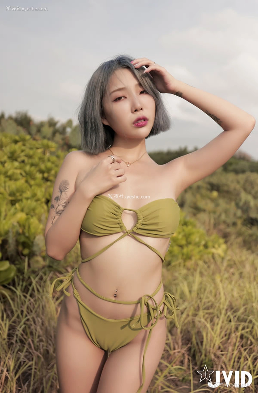 1P - 火辣美女Stacy 野外极限露出展现人体之美3