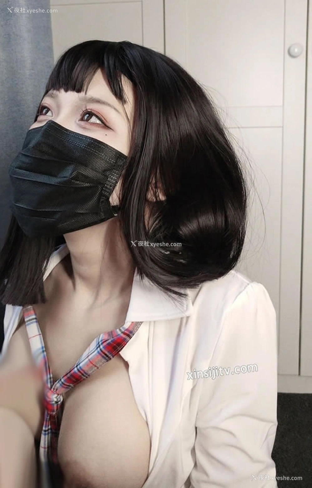 1P - 白袜袜格罗丫-爱穿黑丝的大姐姐无圣光套图