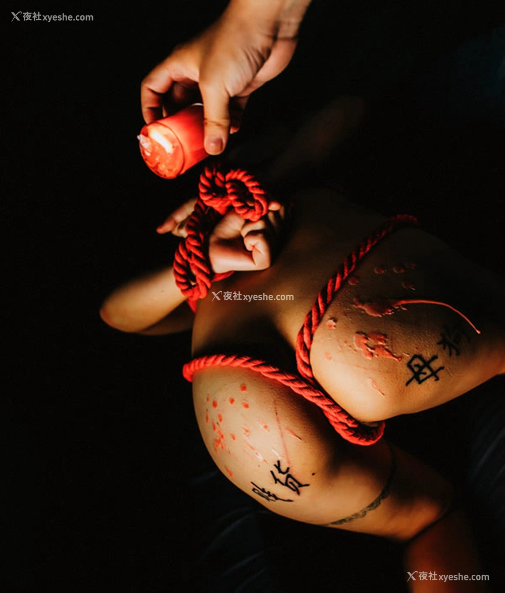 1P - 摄影师Mobailfree众筹-墨白SM捆绑无圣光套图
