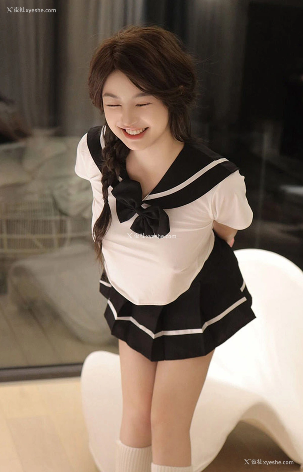 1P - 秀人女神沈思怡制服少女按摩棒无圣光图集