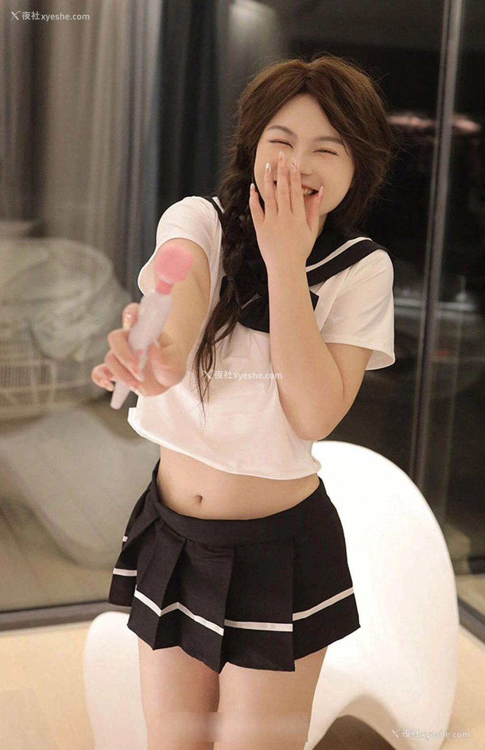 1P - 秀人女神沈思怡制服少女按摩棒无圣光图集