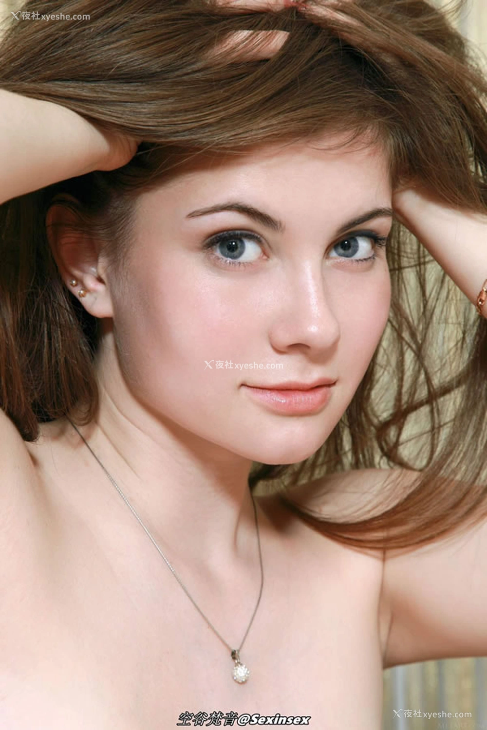 1P - 乌克兰美女模特Marta无圣光人体艺术图集