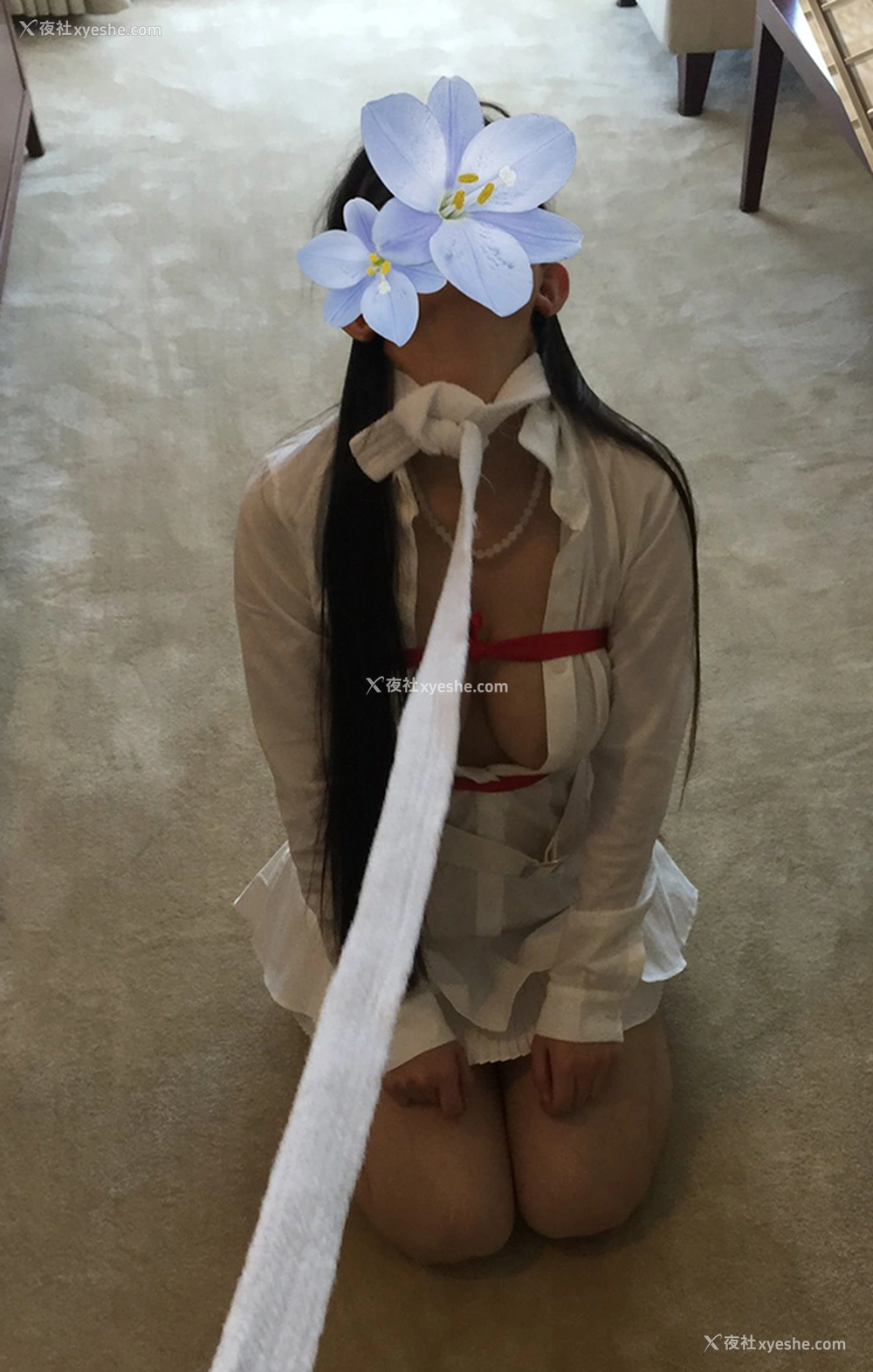 1P - 露出系白虎福利姬@闹闹Style 尺度私拍合集