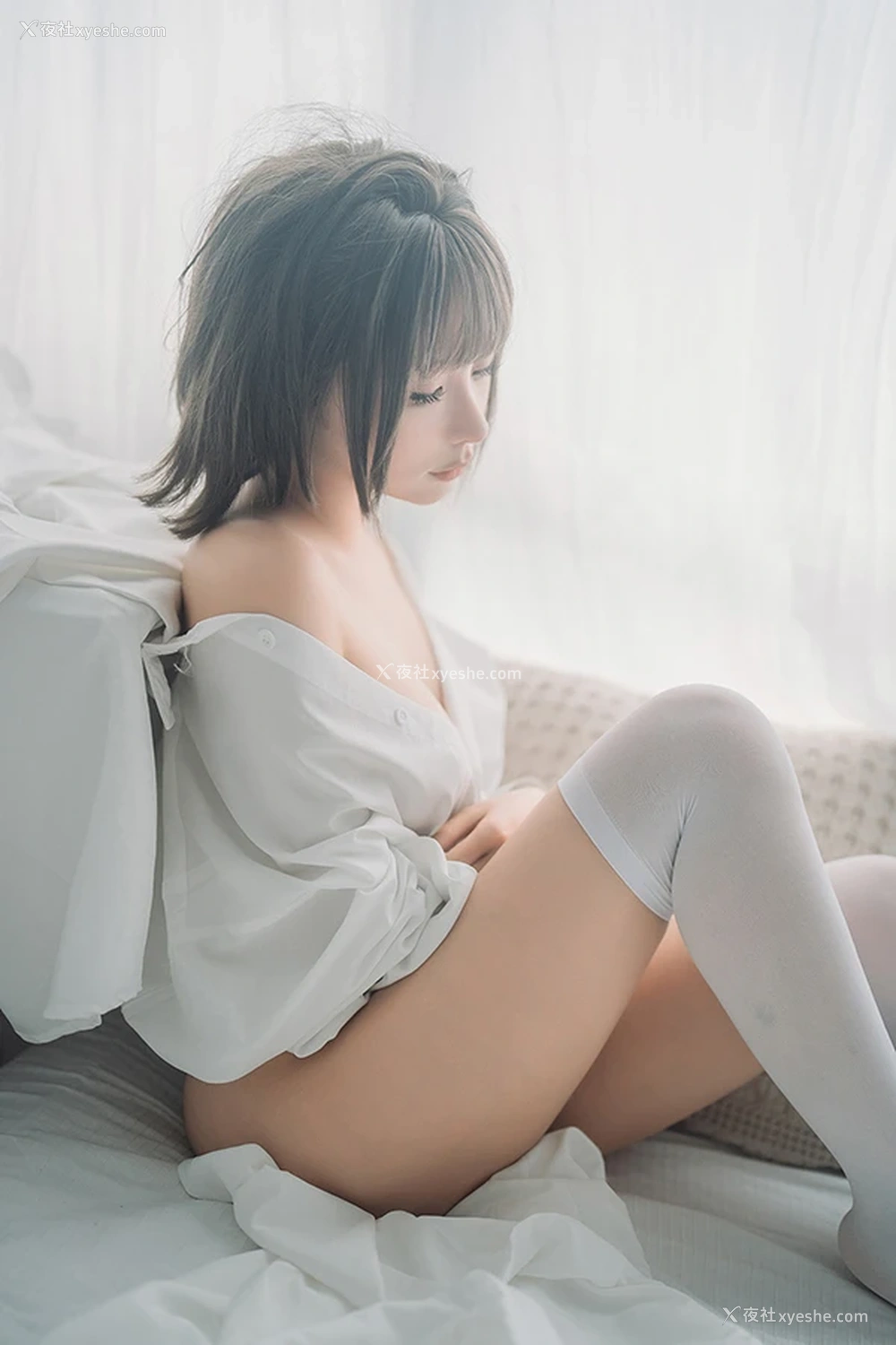 1P - 网红美女蠢沫沫 衬衫窝里的性感
