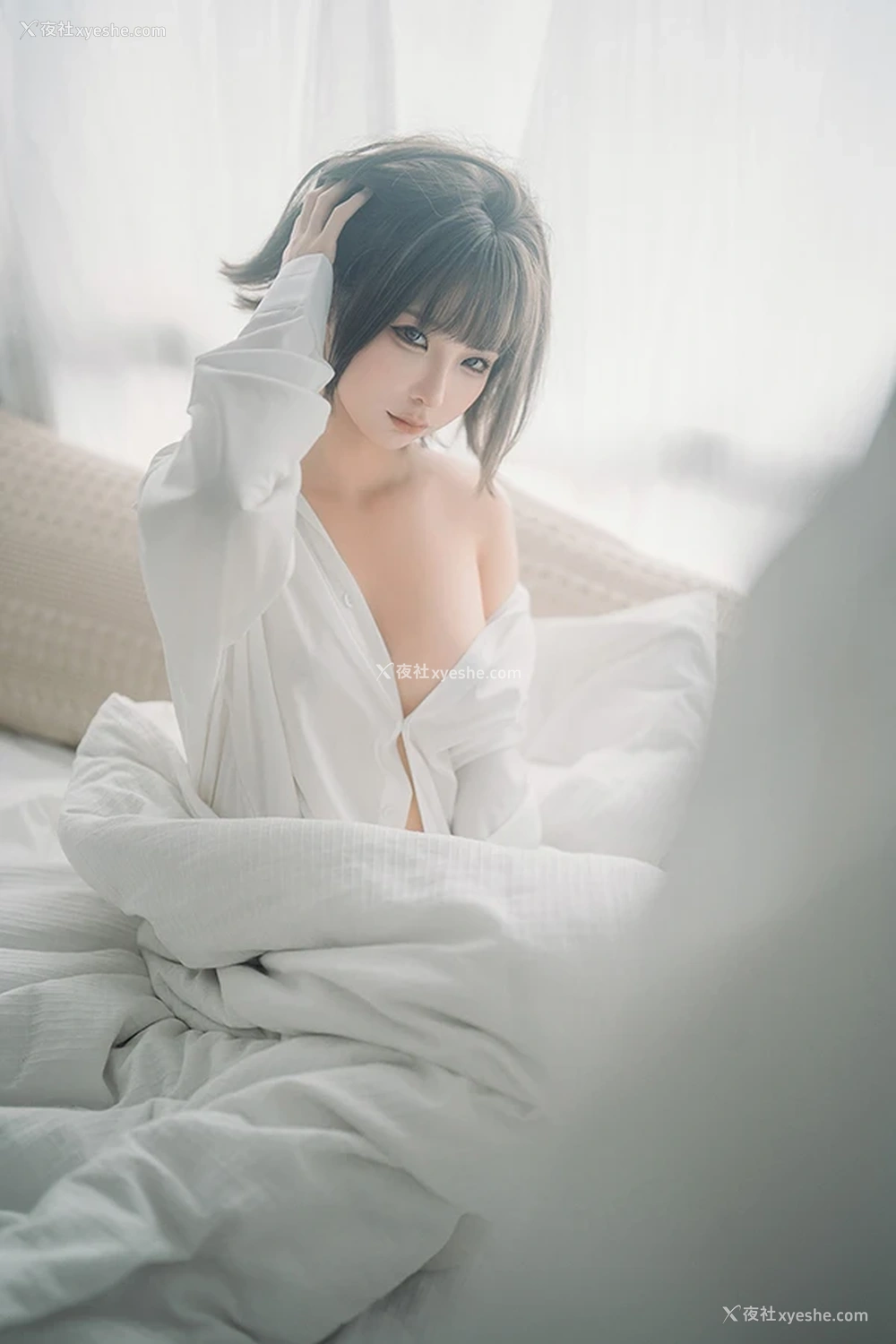 1P - 网红美女蠢沫沫 衬衫窝里的性感