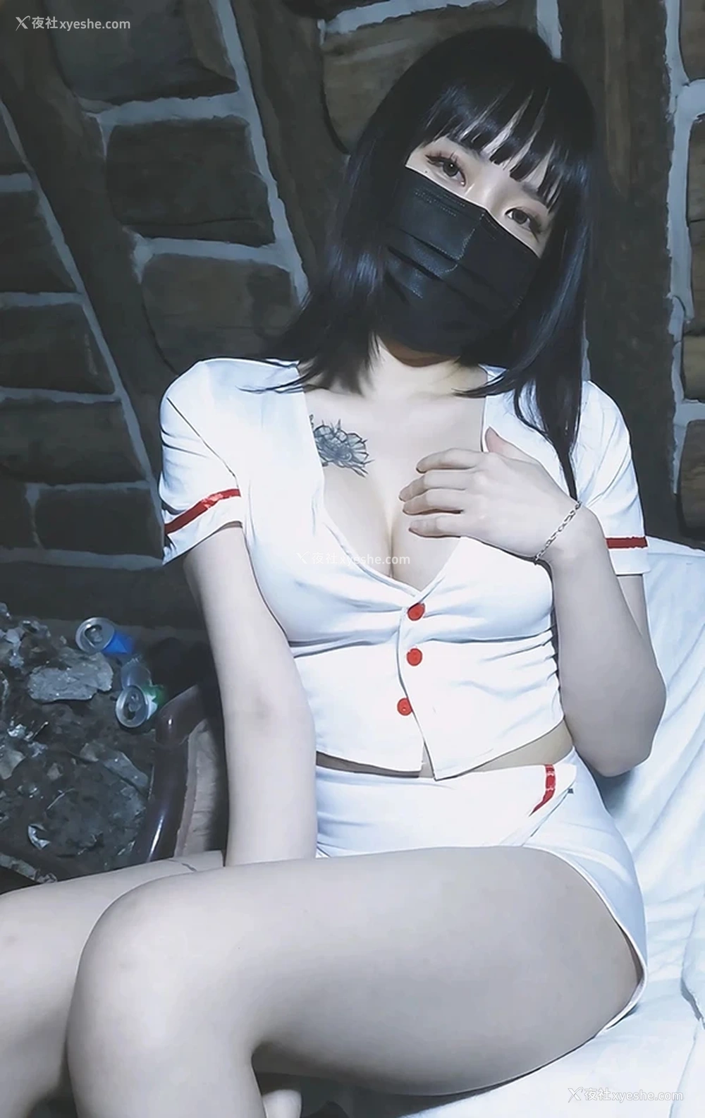 1P - 丰满爆乳口罩熟女制服无圣光人体诱惑