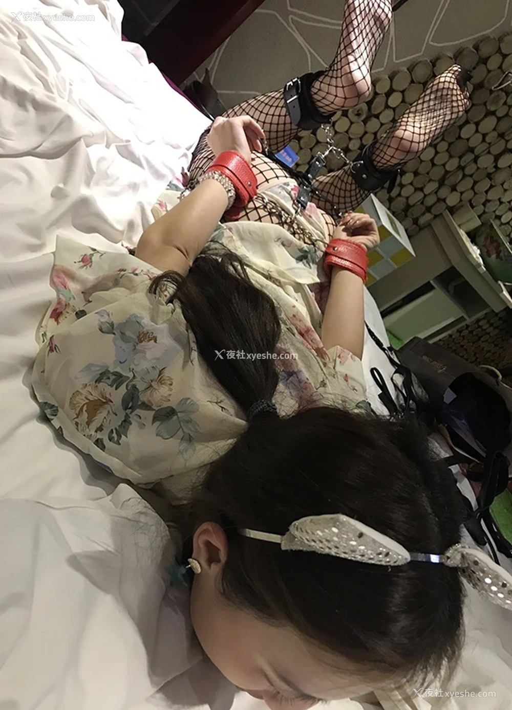 1P - 大学清纯妹子尺度私拍不雅视图合集