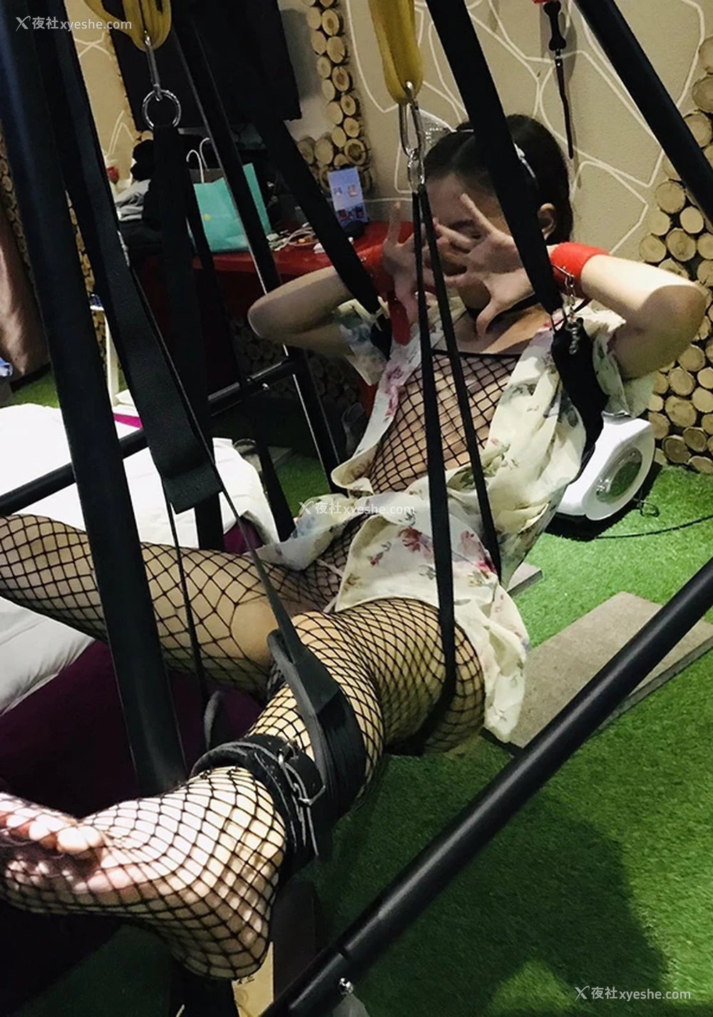 1P - 大学清纯妹子尺度私拍不雅视图合集