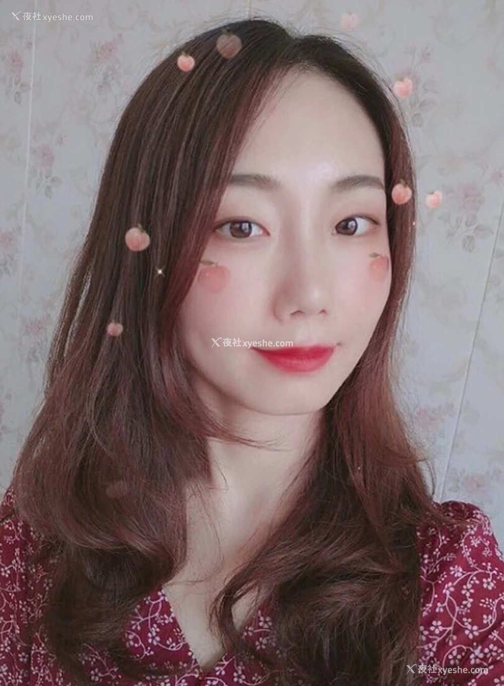 1P - 大学清纯妹子尺度私拍不雅视图合集