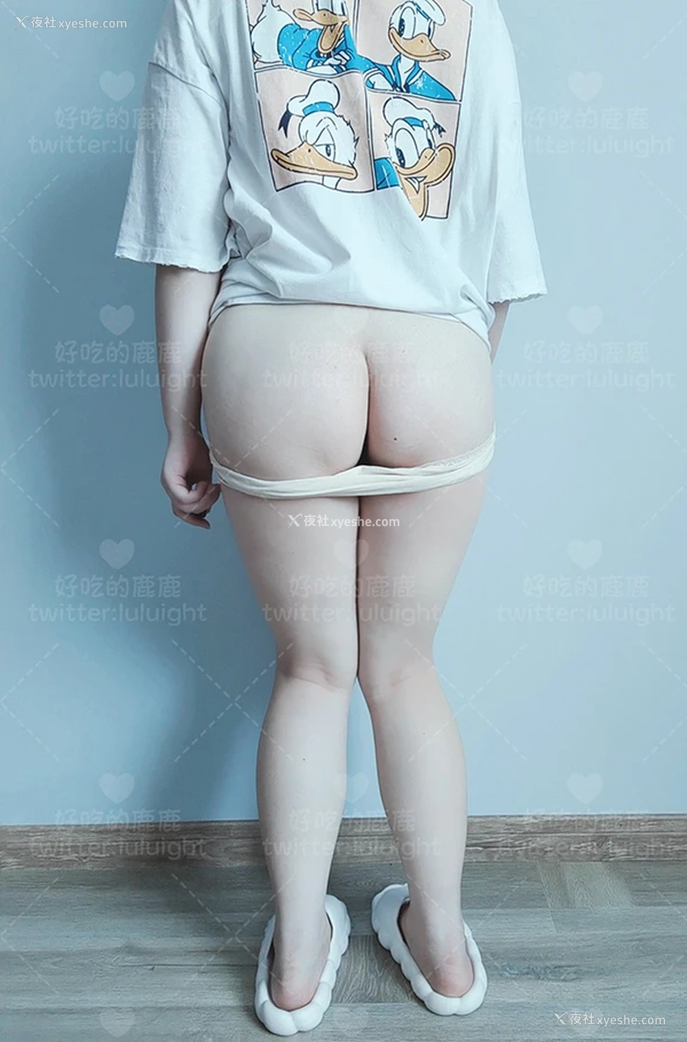 1P - 福利姬好吃的鹿鹿私拍尺度人体视图