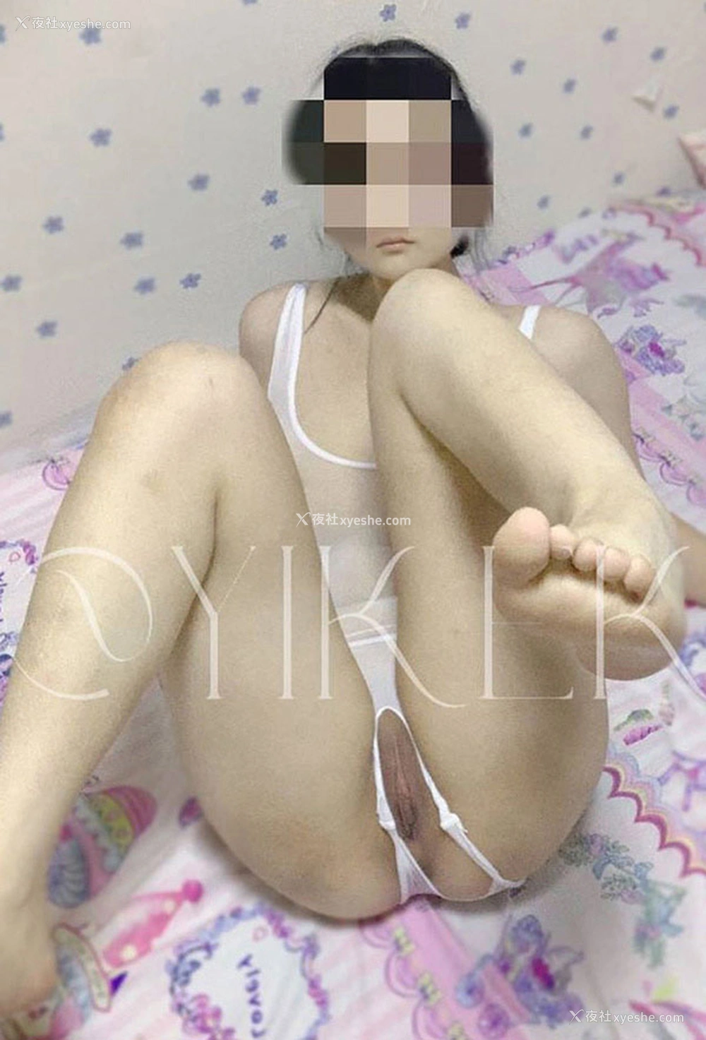 1P - 露出系反差福利姬@旖可可 尺度私拍视图合集2