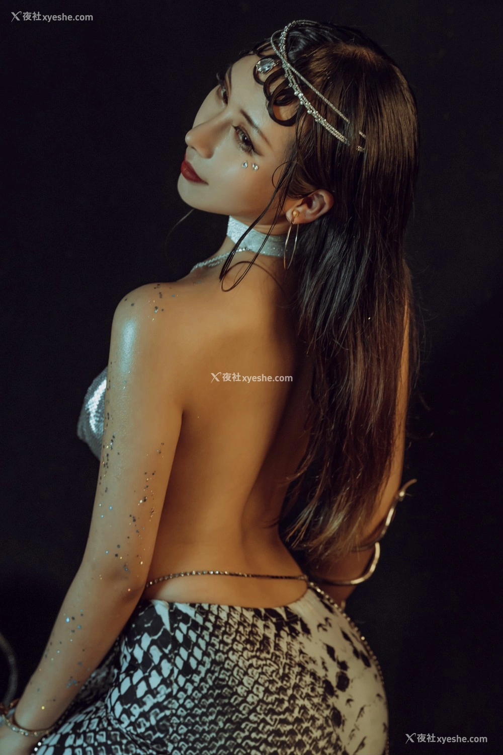 1P - 云溪溪 – 奶桃蛇姬