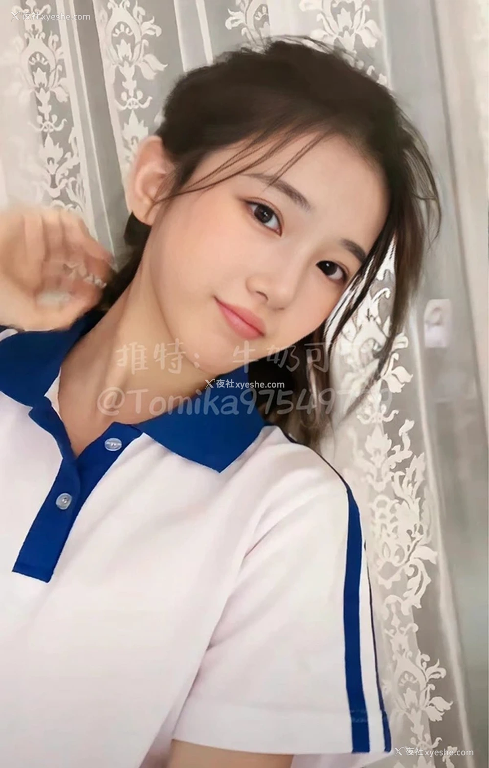 1P - 高校教师反差婊@牛奶可可 尺度私拍视图合集