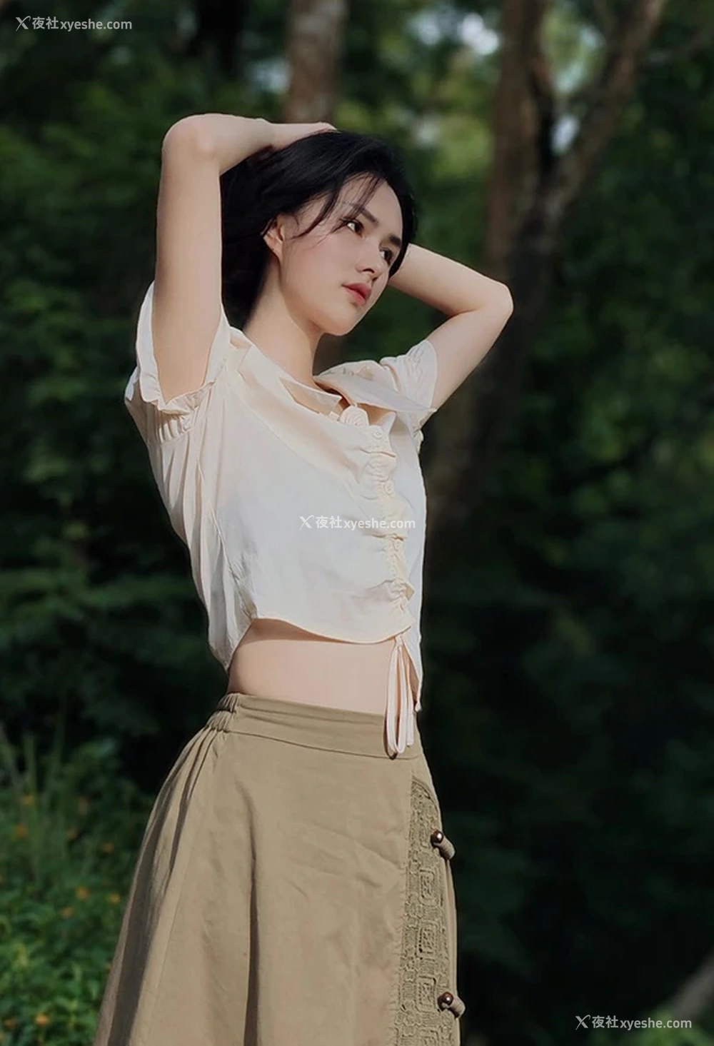 1P - 摄影师刘震撼旗下艾希儿私拍唯美无圣光图集