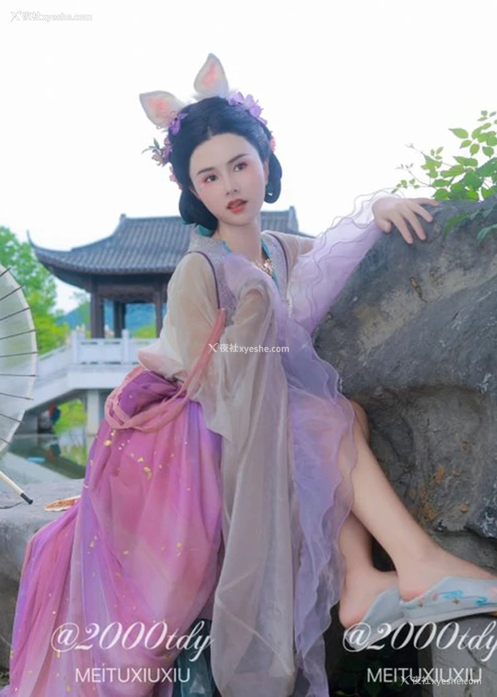 1P - 摄影师刘震撼旗下艾希儿私拍唯美无圣光图集
