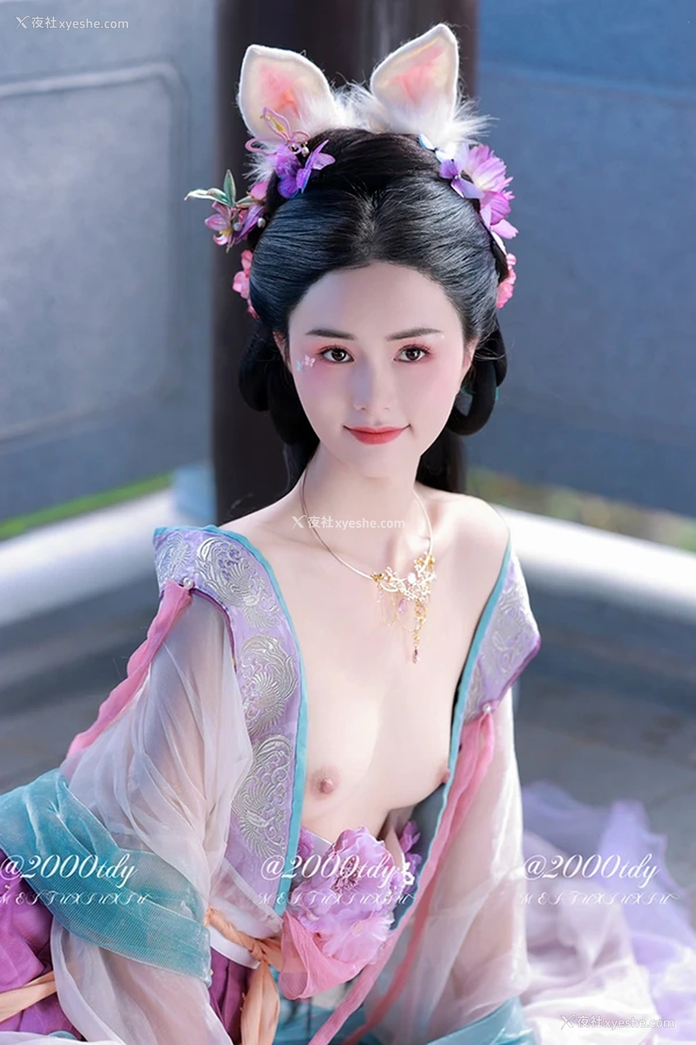 1P - 摄影师刘震撼旗下艾希儿私拍唯美无圣光图集