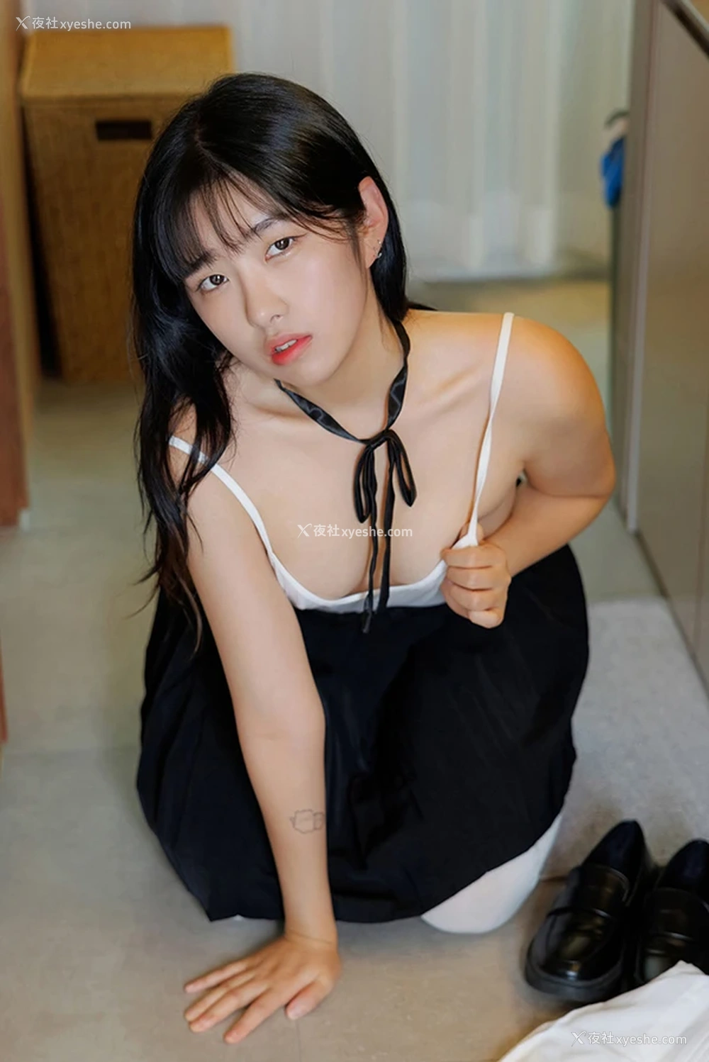 1P - 可爱美女sonson 居家湿身洗白白尺度写真