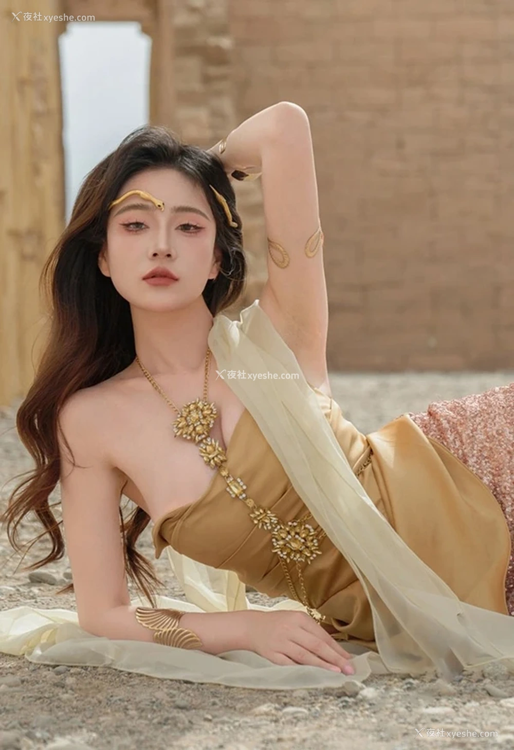 1P - 极品女神年年圣墟神秘的少女无圣光美图
