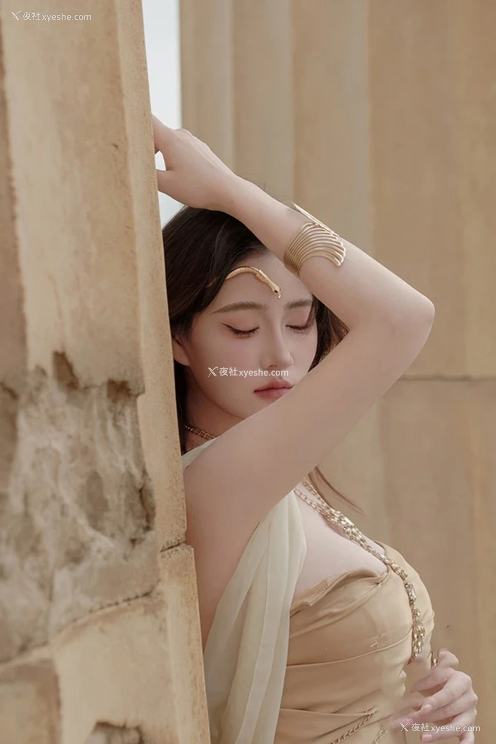 1P - 极品女神年年圣墟神秘的少女无圣光美图
