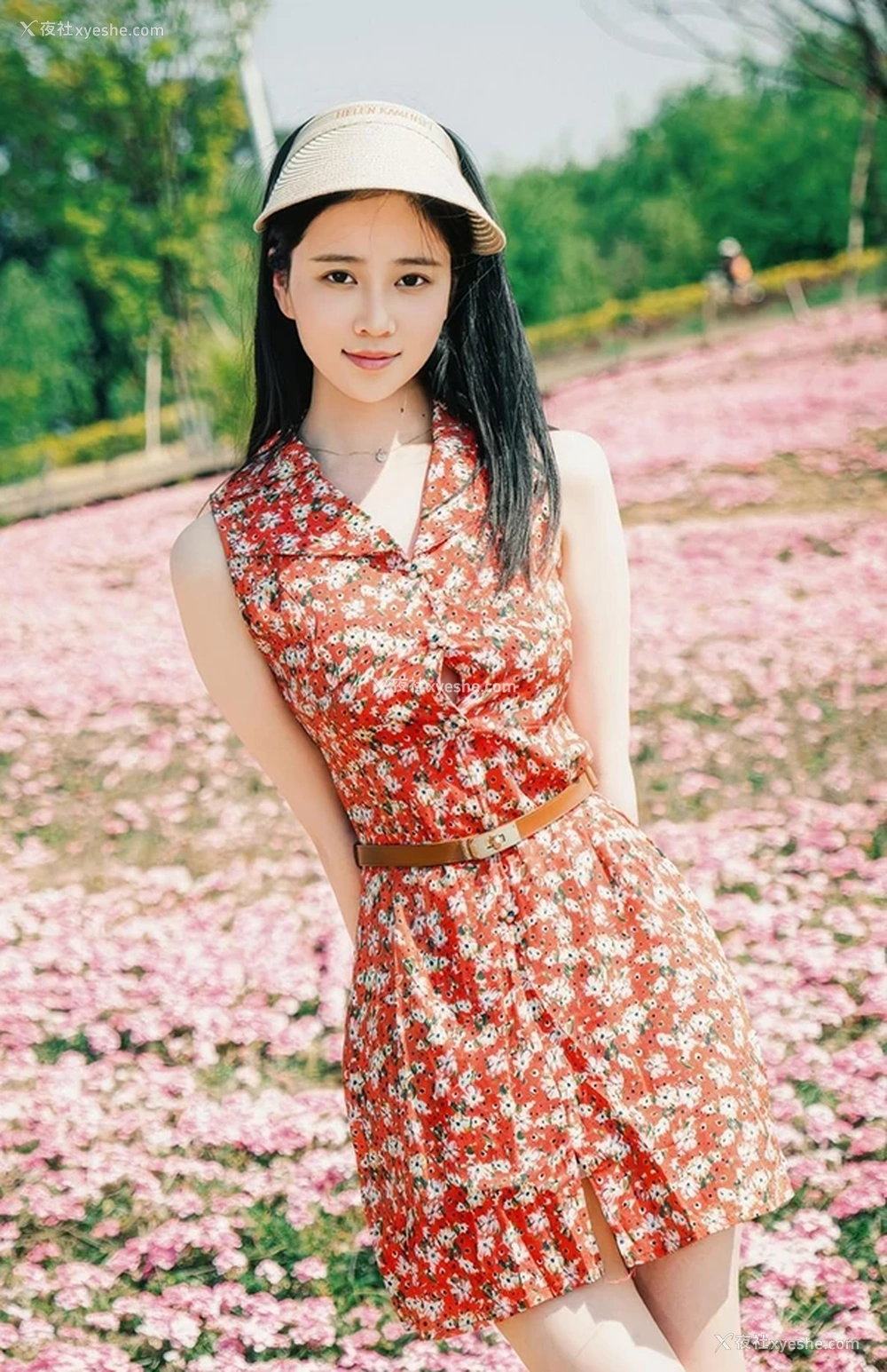 1P - 极品女神年年 秘密花园无圣光唯美图集