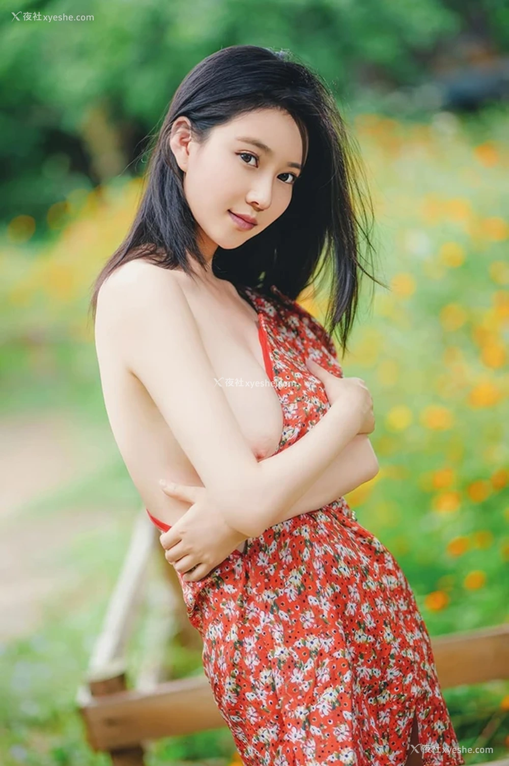 1P - 极品女神年年 秘密花园无圣光唯美图集