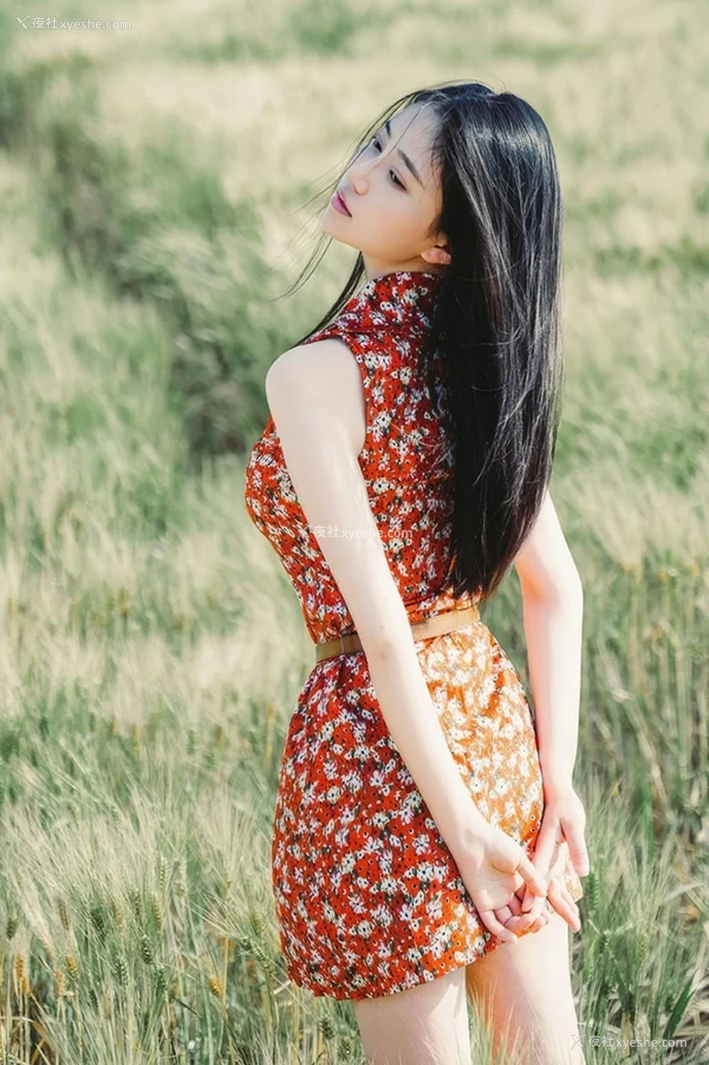 1P - 极品女神年年 秘密花园无圣光唯美图集