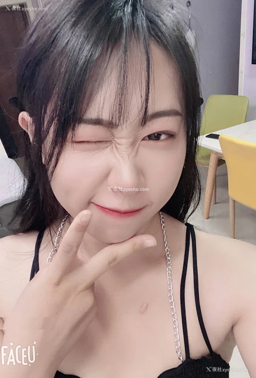 1P - 绿帽网红@吊大的一批 尺度私拍视图合集4