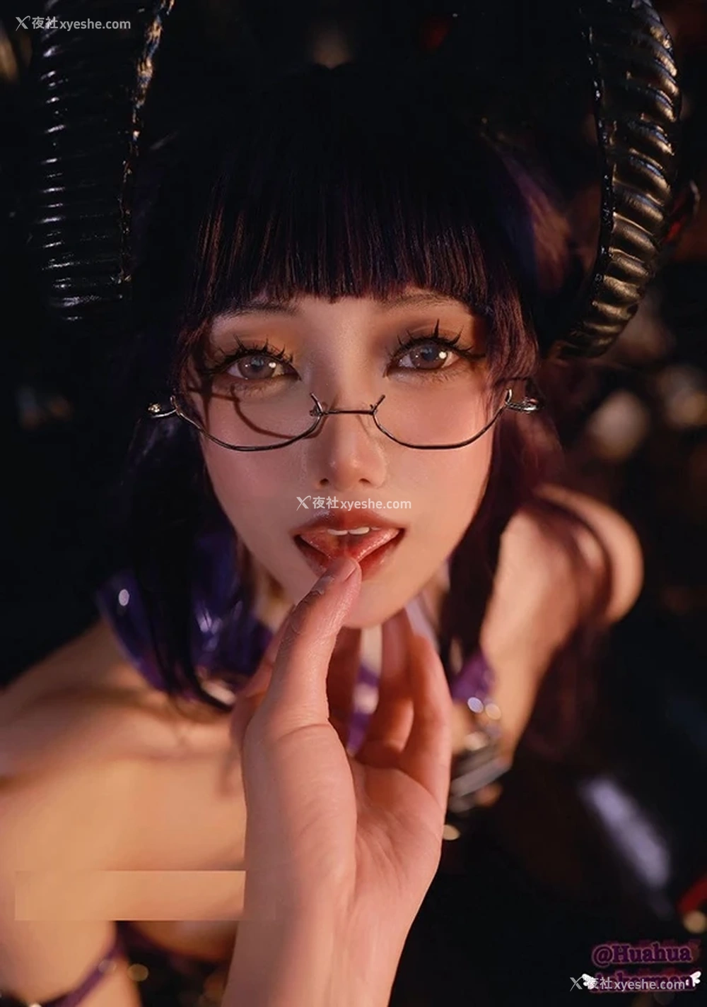 1P - 魔法少女瓦尔基里的居家尺度私拍人体图集