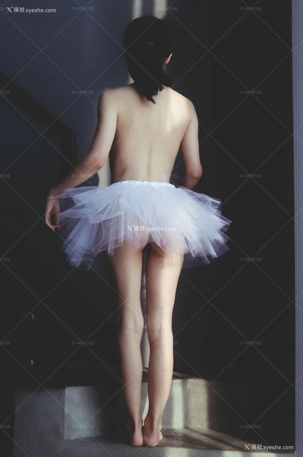 1P - 福利姬清秀小师妹汉服私拍露出视图