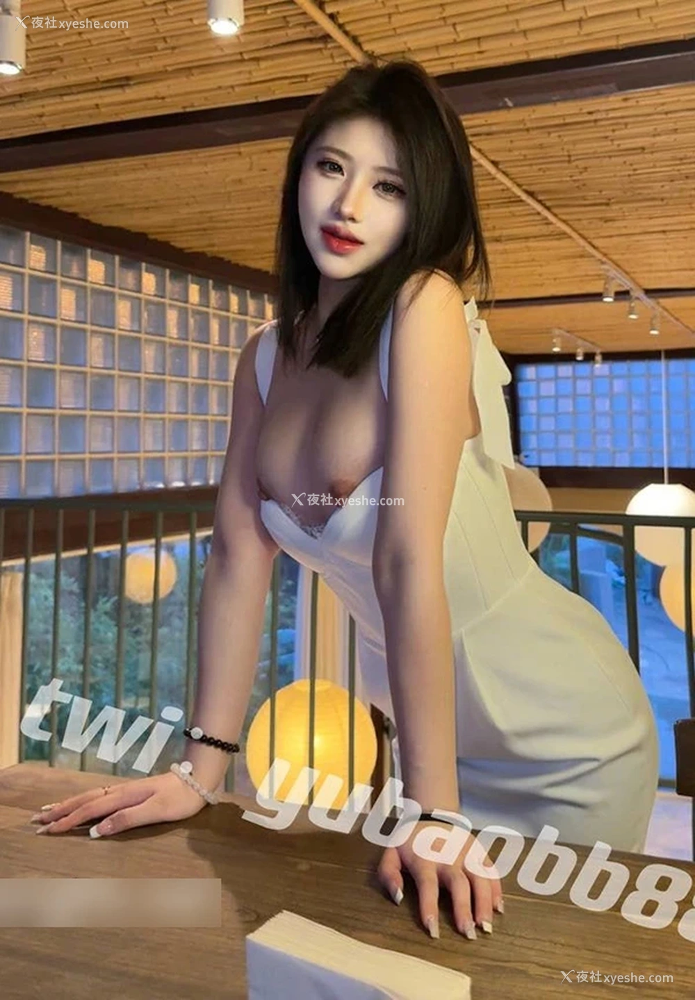 1P - 露出系白虎福利姬@瑜宝 尺度私拍视图合集7