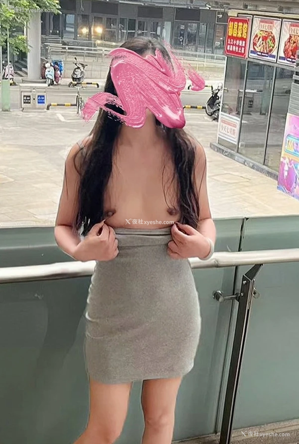 1P - 露出系淫妻网红@辞书 鹿初日记 尺度视图合集