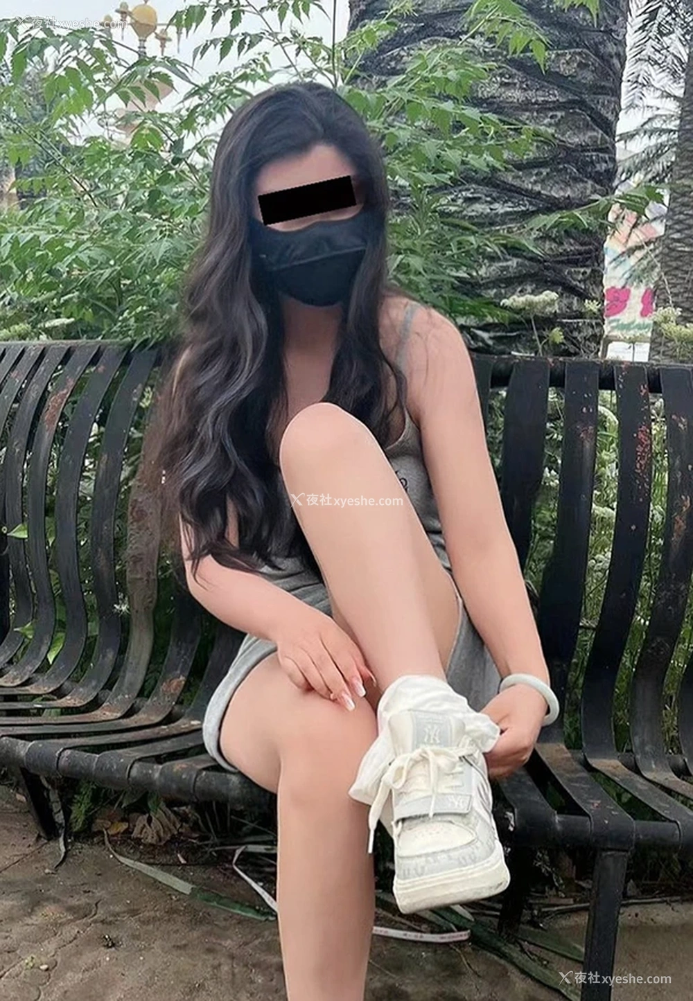 1P - 露出系淫妻网红@辞书 鹿初日记 尺度视图合集