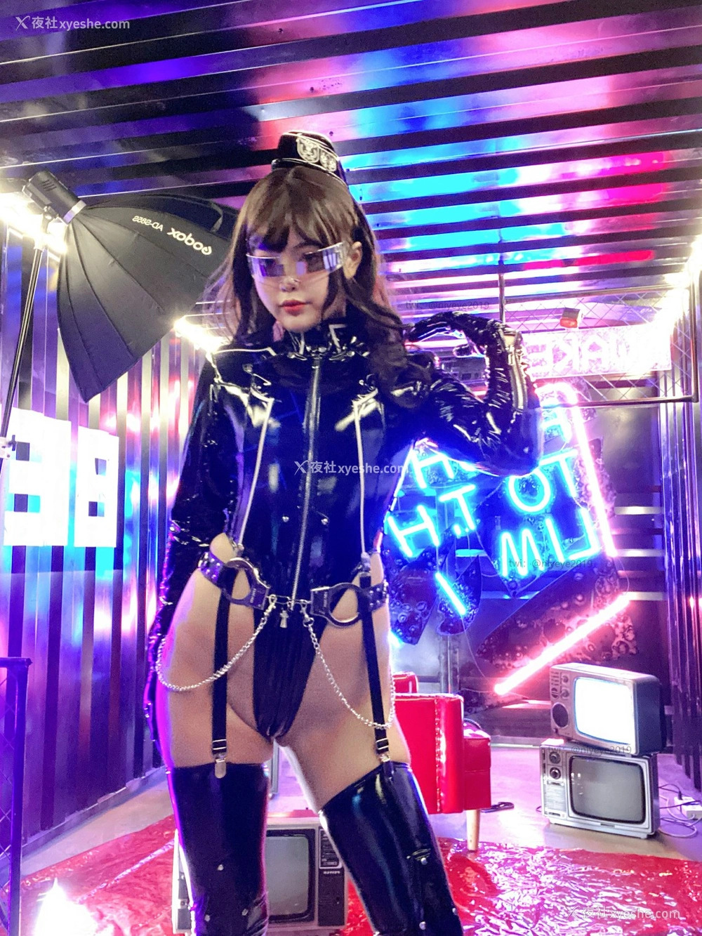1P - [Cosplay]白烨 – 女王指挥官