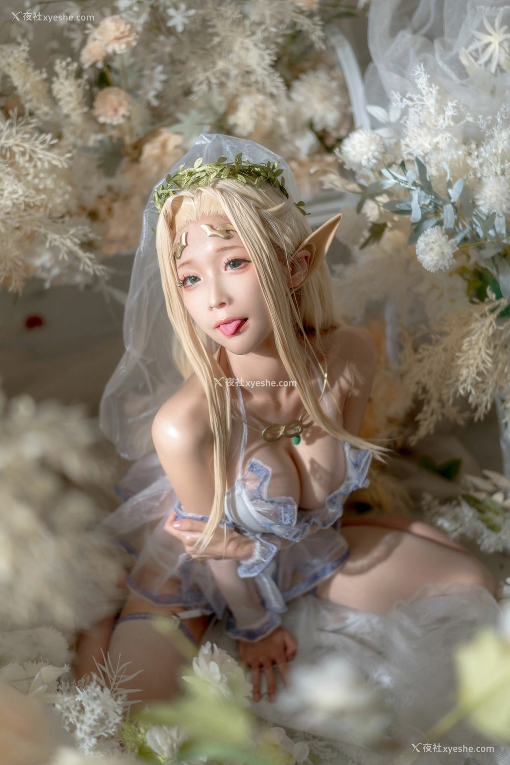 1P - 动漫博主蠢沫沫 – 白精灵 婚纱