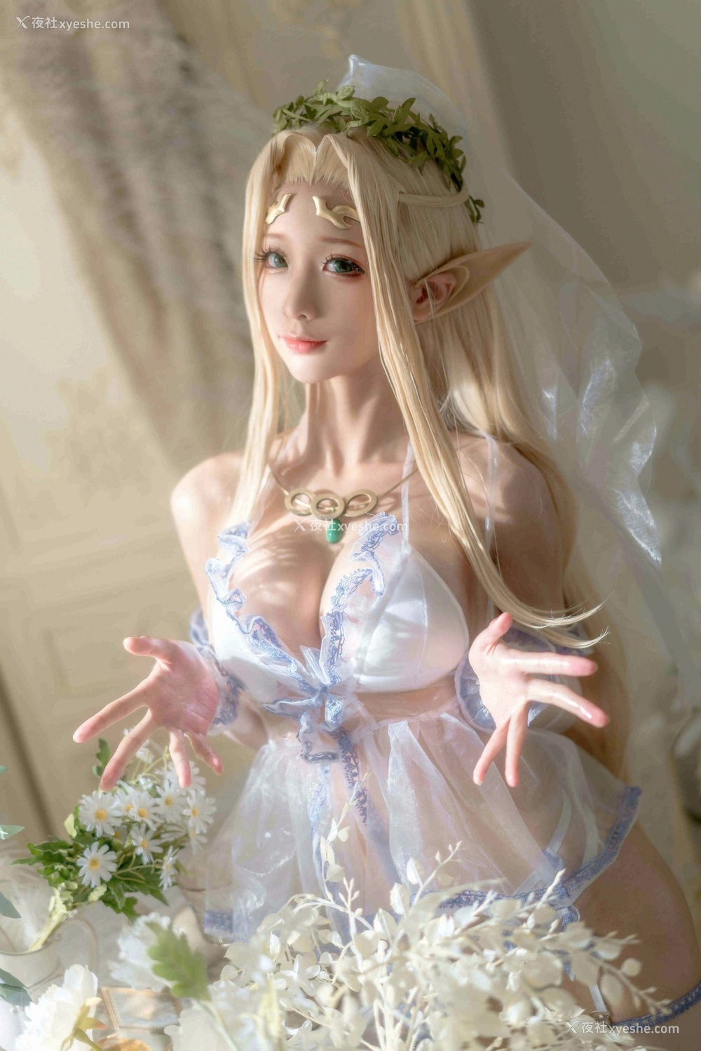 1P - 动漫博主蠢沫沫 – 白精灵 婚纱