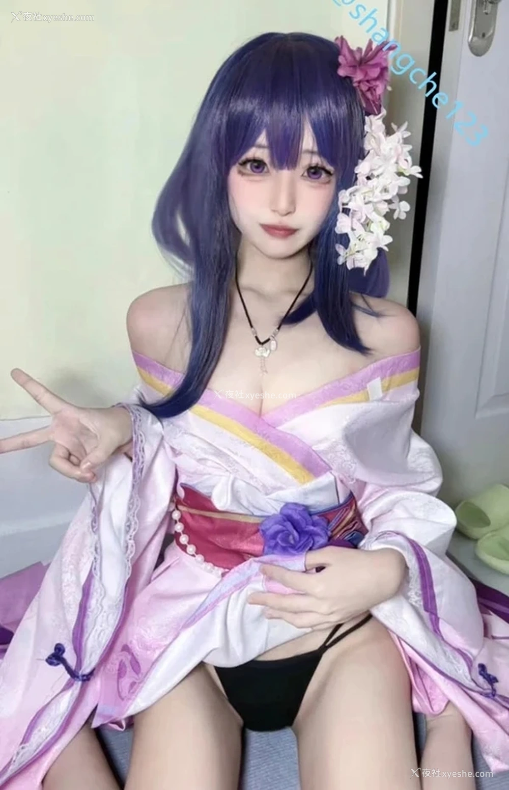 1P - 福利姬人形玩偶(神探狸狸)私拍尺度合集