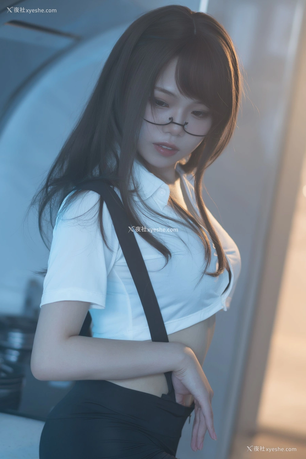 1P - 七月喵子 – 眼镜娘1号