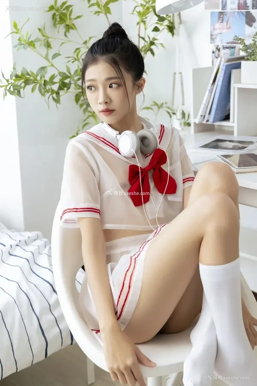 1P - 清新美少女妍妍透视海军服无圣光福利