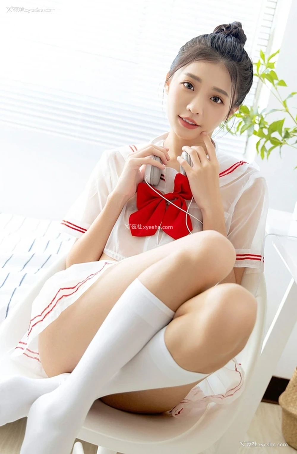 1P - 清新美少女妍妍透视海军服无圣光福利