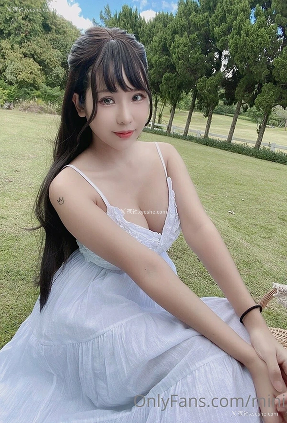 1P - 极品网红coser@minichu 2024尺度视图作品合集