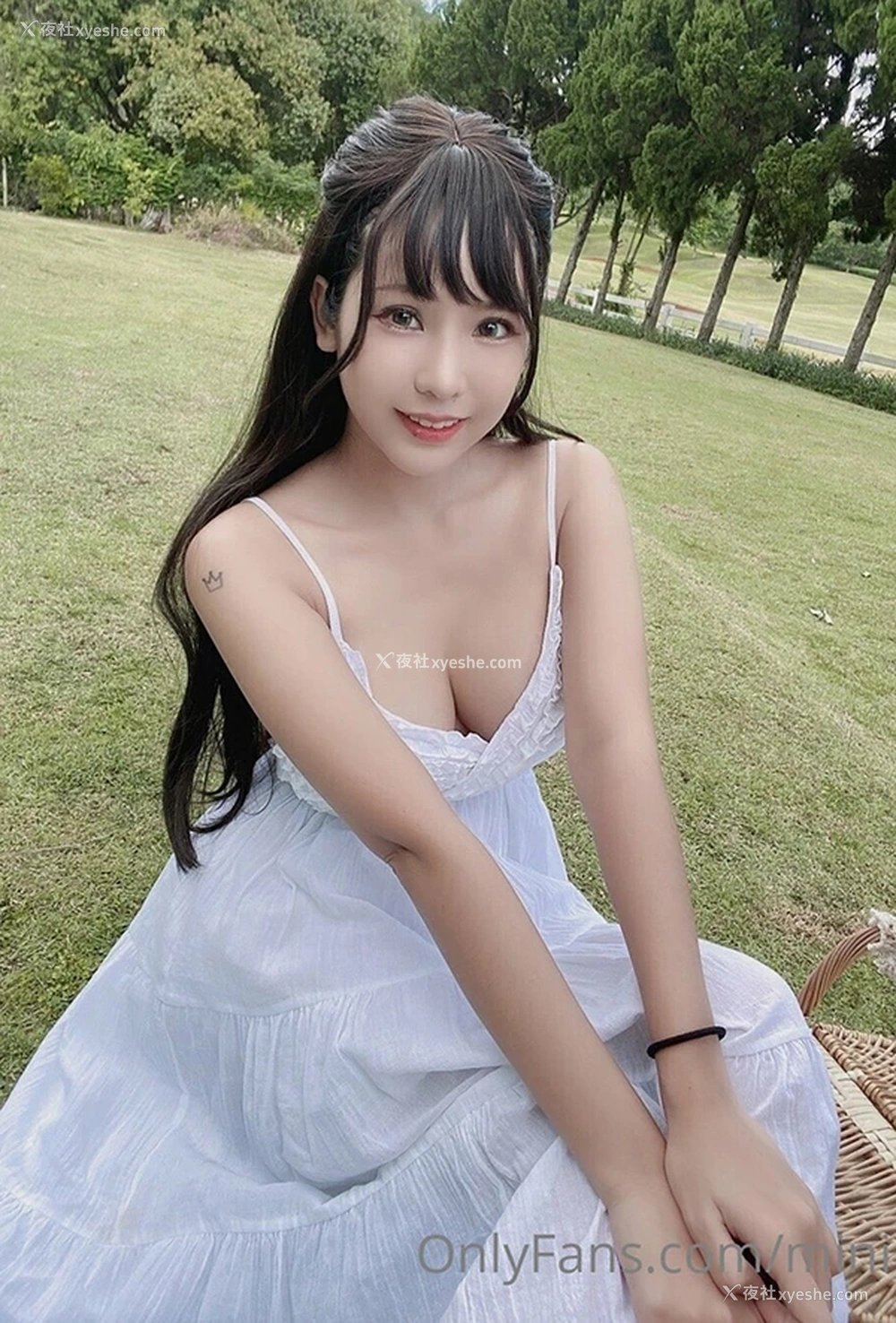 1P - 极品网红coser@minichu 2024尺度视图作品合集