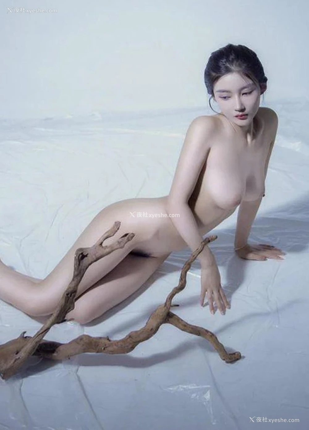 1P - 清秀推特美女 卡夫卡的小菜猫尺度私拍合集