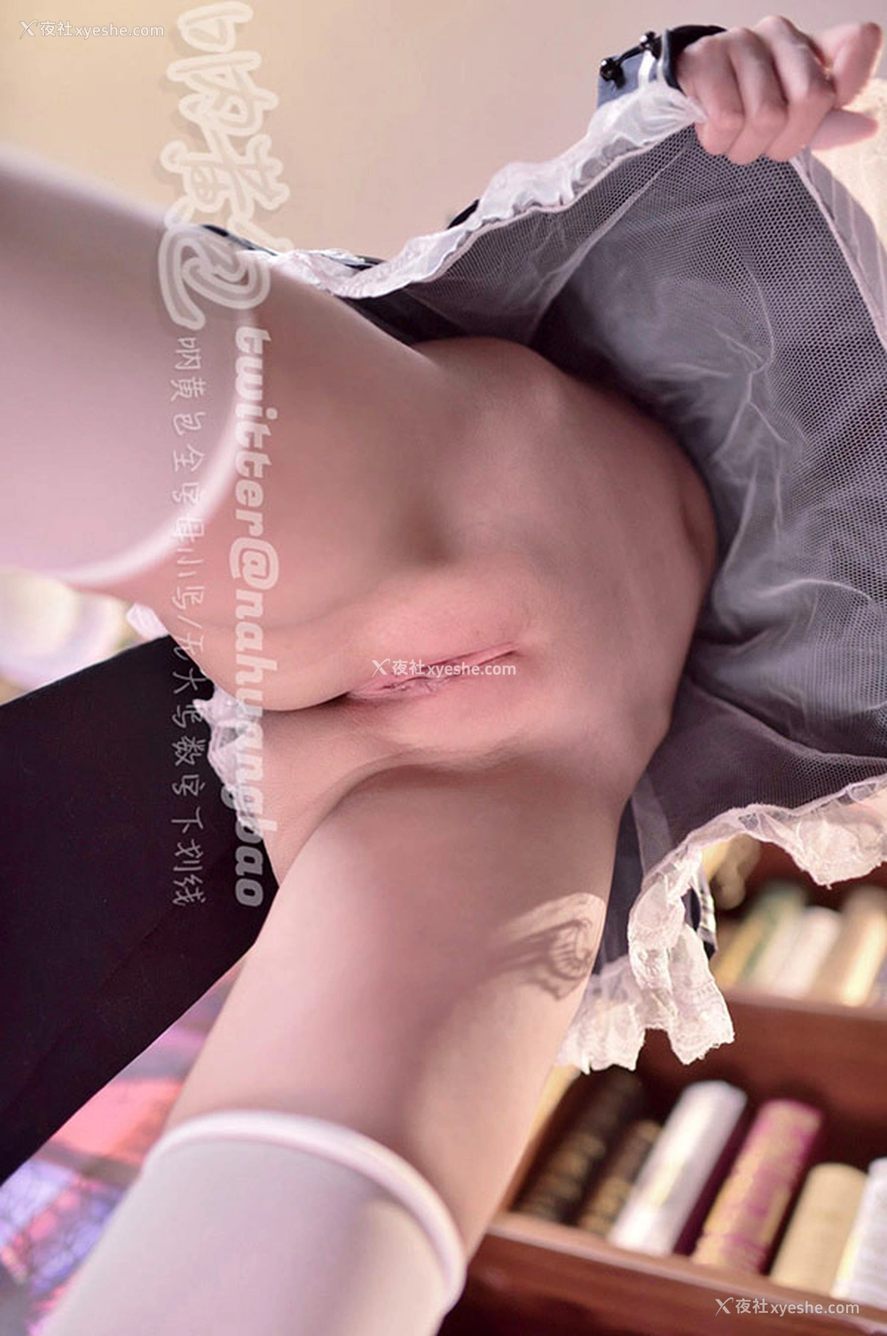 1P - 极品推特美女@呐黄包私拍粉嫩尺度图集2