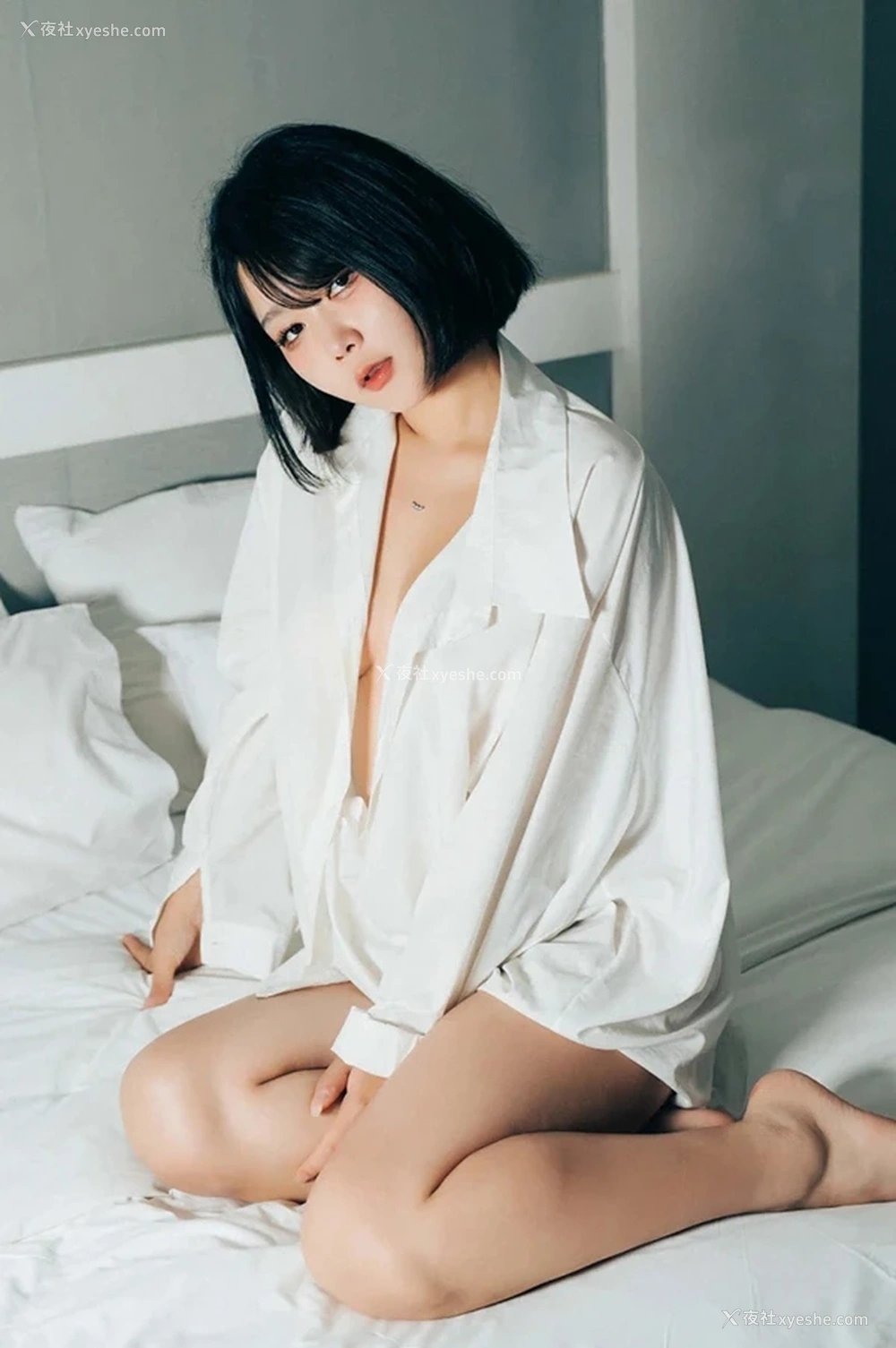 1P - 丰腴美女Zia居家Gel Massage无圣光人体写真