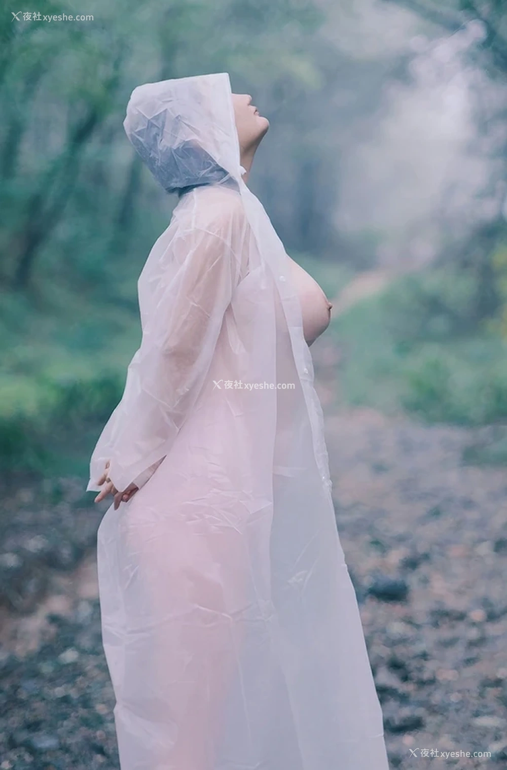 1P - J杯罩豪乳美女甜甜的唯美 日常私拍福利图集