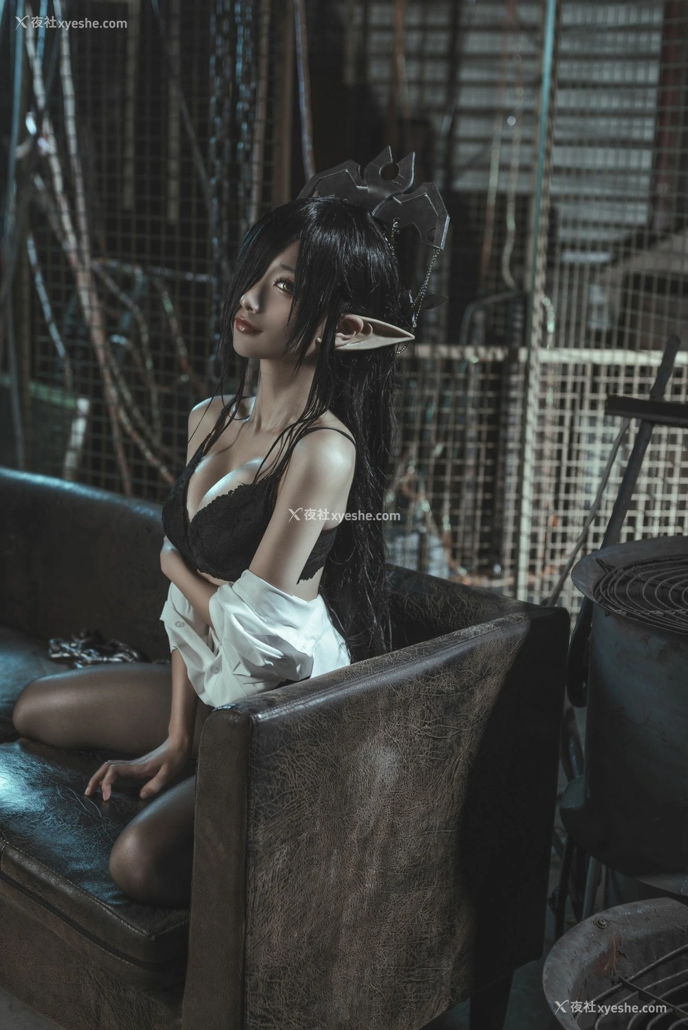 1P - 动漫博主蠢沫沫 – 黑兽女王 OL制服