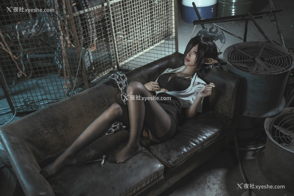 1P - 动漫博主蠢沫沫 – 黑兽女王 OL制服