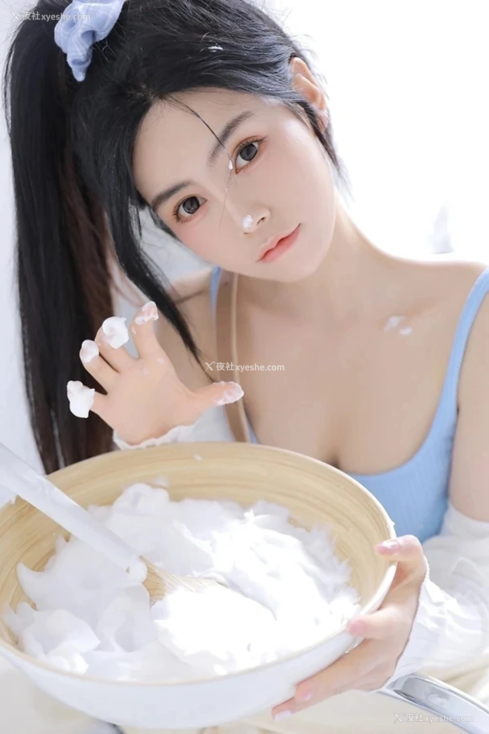 1P - 秀人知名模特白甜私拍唯美无圣光图集