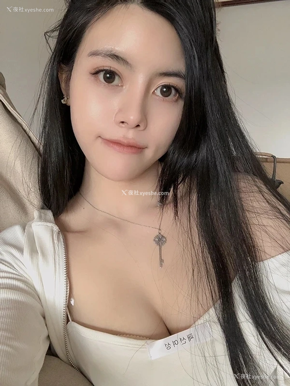 1P - 秀人知名模特白甜私拍唯美无圣光图集4