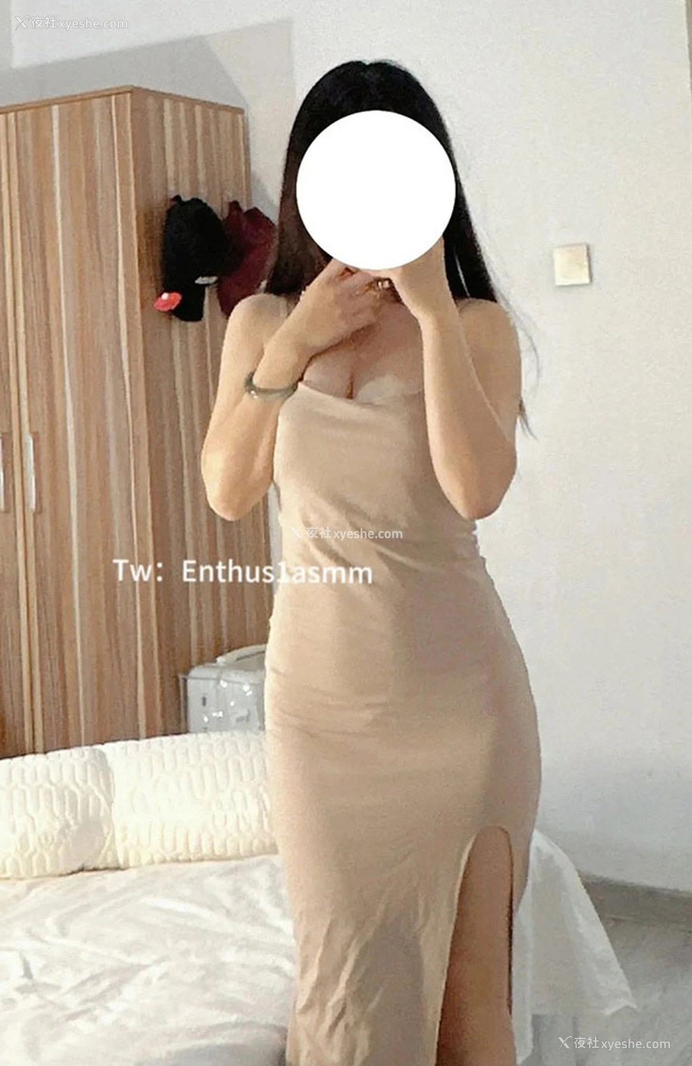 1P - 推特美女@Enthus1asmm 私拍尺度诱惑
